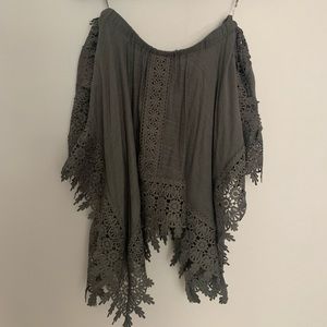 Windsor Lace Off the Shoulder Top